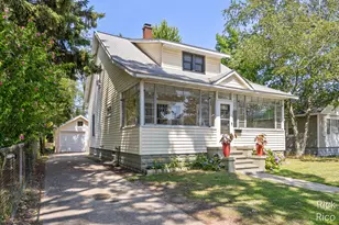2246 Harding Ave, Muskegon, MI 49441 - Photo 2