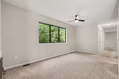 723 Charlemagne Boulevard, Battle Creek, MI 49017 - Photo 4
