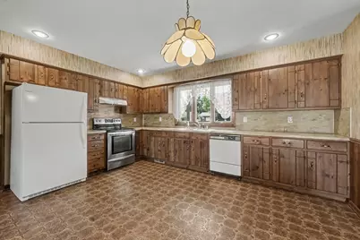 2660 Creek View Drive, Zeeland, MI 49464 - Photo 8