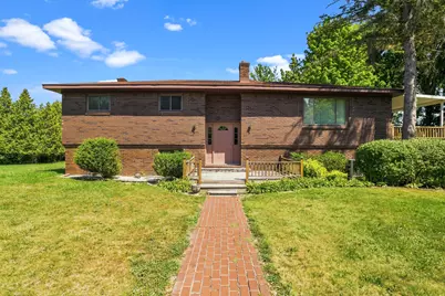 780 N Hadley Road, Ortonville, MI 48462 - Photo 2