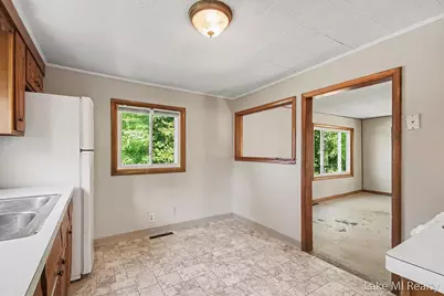 1274 Golden Avenue, Battle Creek, MI 49014 - Photo 6