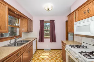 2442 De Laat Ave SW, Wyoming, MI 49519 - Photo 10