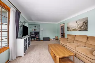 2442 De Laat Ave SW, Wyoming, MI 49519 - Photo 8