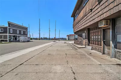 929 S Washington Avenue, Ludington, MI 49431 - Photo 26