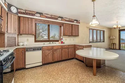 929 S Washington Avenue, Ludington, MI 49431 - Photo 18