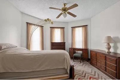 401 S Elm Avenue, Jackson, MI 49203 - Photo 8