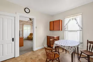 401 S Elm Ave, Jackson, MI 49203 - Photo 2