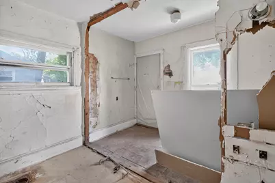 401 S Elm Avenue, Jackson, MI 49203 - Photo 14