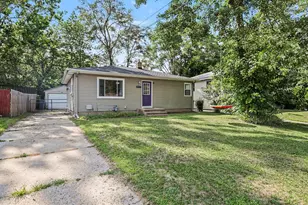 3729 Grape Ave NE, Grand Rapids, MI 49525 - Photo 1