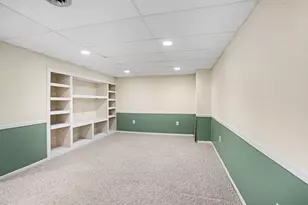 5800 Newhaven Dr, Portage, MI 49024 - Photo 18