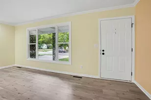 5800 Newhaven Dr, Portage, MI 49024 - Photo 4