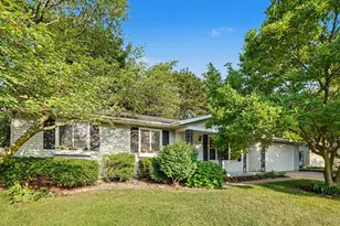 5800 Newhaven Dr, Portage, MI 49024 - Photo 2