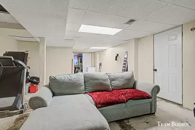 357 Mabel Street NW, Comstock Park, MI 49321 - Photo 20