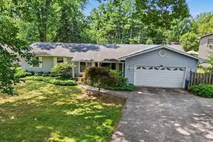 111 W Hamilton Ln, Battle Creek, MI 49015 - Photo 4