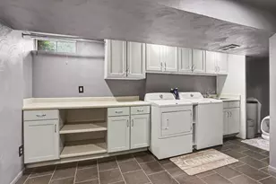 111 W Hamilton Ln, Battle Creek, MI 49015 - Photo 22