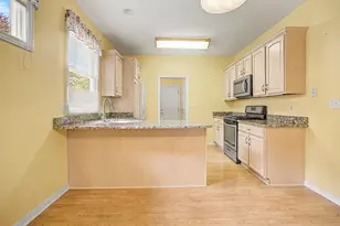 3015 S Wood Dale Dr, Jackson, MI 49203 - Photo 10