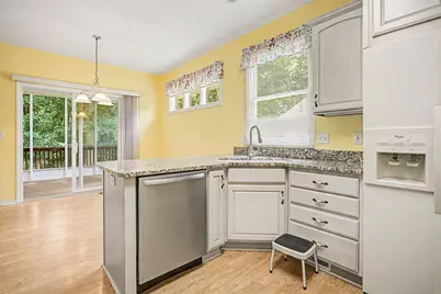 3015 S Wood Dale Drive, Jackson, MI 49203 - Photo 12