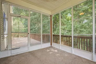 3015 S Wood Dale Drive, Jackson, MI 49203 - Photo 16