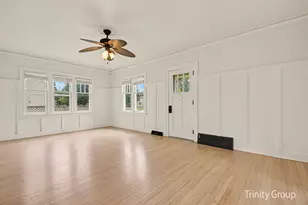 533 E Central Ave, Zeeland, MI 49464 - Photo 12