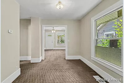 904 Riverview Avenue, Lansing, MI 48915 - Photo 10