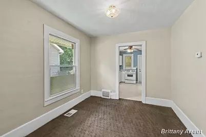 904 Riverview Avenue, Lansing, MI 48915 - Photo 6