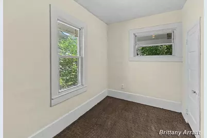 904 Riverview Avenue, Lansing, MI 48915 - Photo 8