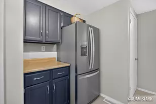 1525 Lenox Rd SE, Grand Rapids, MI 49506 - Photo 12