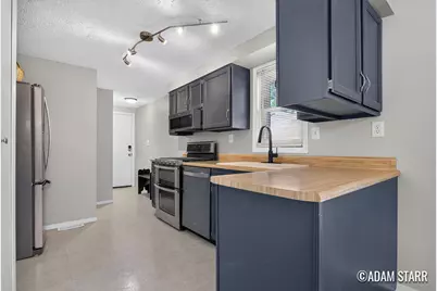 1525 Lenox Road SE, Grand Rapids, MI 49506 - Photo 12