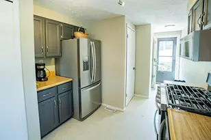 1525 Lenox Rd SE, Grand Rapids, MI 49506 - Photo 10