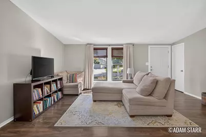 1525 Lenox Road SE, Grand Rapids, MI 49506 - Photo 8