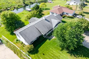 12085 W Indian Lake Dr, Vicksburg, MI 49097 - Photo 44