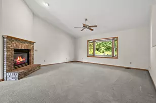 12085 W Indian Lake Dr, Vicksburg, MI 49097 - Photo 8
