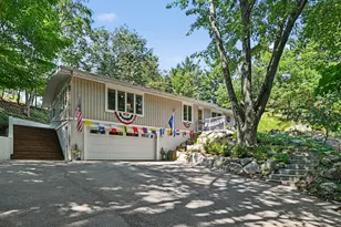 405 Slayton Ave, Grand Haven, MI 49417 - Photo 1