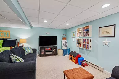 405 Slayton Avenue, Grand Haven, MI 49417 - Photo 22