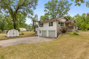 800 Magnolia St, Big Rapids, MI 49307 - Photo 4