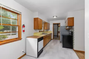 800 Magnolia St, Big Rapids, MI 49307 - Photo 10