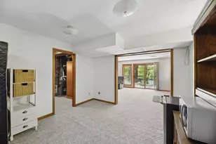 201 Scenic View Dr, Niles, MI 49120 - Photo 40