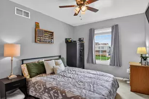 52133 Huntley Ave, New Baltimore, MI 48047 - Photo 32
