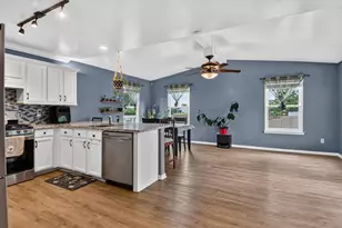 52133 Huntley Ave, New Baltimore, MI 48047 - Photo 18