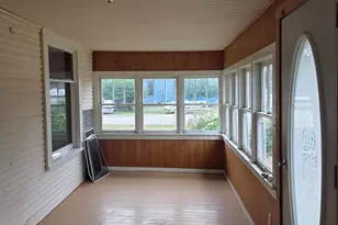 502 S Main St, Crystal, MI 48818 - Photo 12