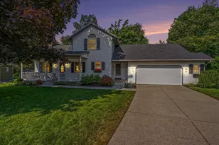 13813 Fox Trl Dr, Holland, MI 49424 - Photo 2