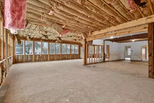 2328 Dean Lake Ave NE, Grand Rapids, MI 49505 - Photo 12
