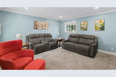 907 University Place, Grosse Pointe, MI 48230 - Photo 14