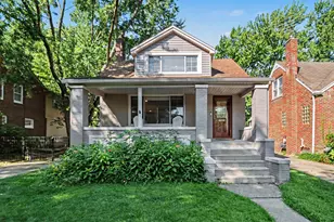 907 University Pl, Grosse Pointe, MI 48230 - Photo 2