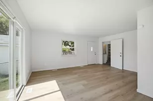 1360 Woodglen Ave, Ypsilanti, MI 48198 - Photo 6