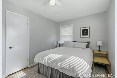 7026 Southwood Drive, Jenison, MI 49428 - Photo 22