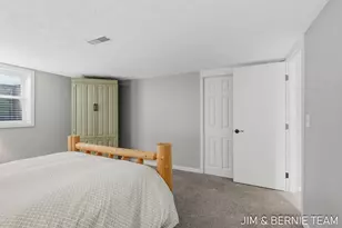 7026 Southwood Dr, Jenison, MI 49428 - Photo 32