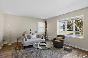 7026 Southwood Dr, Jenison, MI 49428 - Photo 6