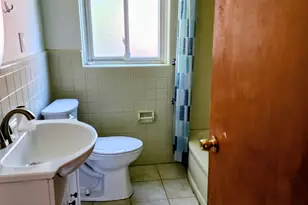 24180 Kipling St, Oak Park, MI 48237 - Photo 8