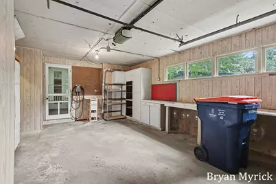 202 E 25th Street, Holland, MI 49423 - Photo 26